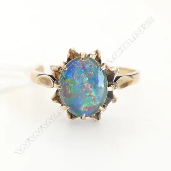 9CT OPAL TRIPLEX  RING 2.7 GRAMS  SIZE Q