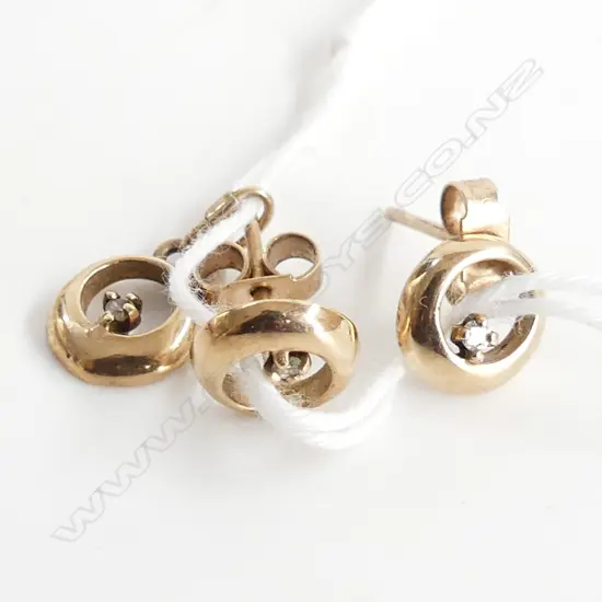 PR 9ct GOLD & SMALL DIAMOND EARRINGS + MATCHING SMALL PENDANT 2.2gms