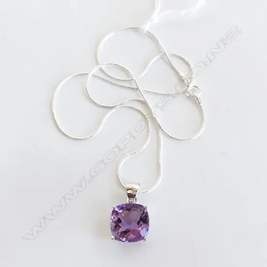 925 SET AMETHYST PENDANT & CHAIN 