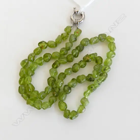 PERIDOT BEAD NECKLACE