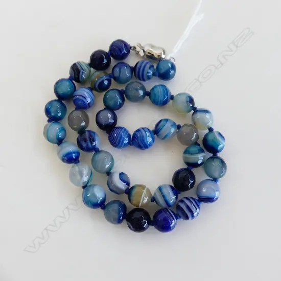 BANDED DYED BLUE ONYX BEAD NECKLACE