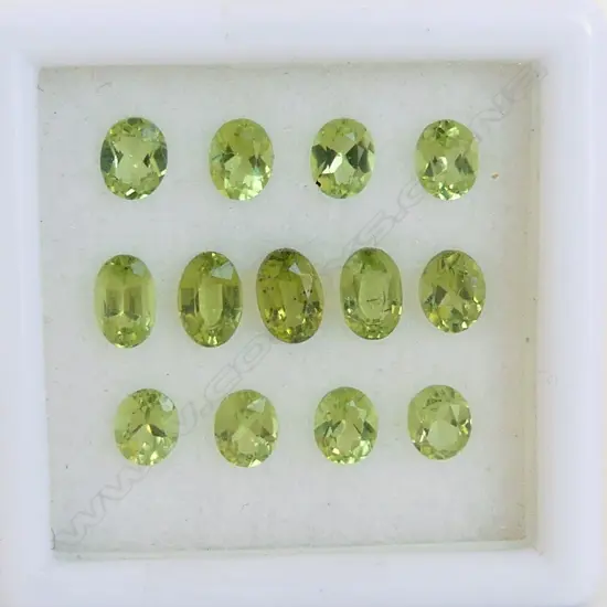 PERIDOT OVAL SHAPE 13 =5.93 CT