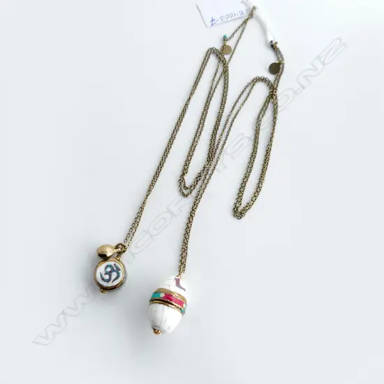 2 FANNY BLANCHE NECKLACES 