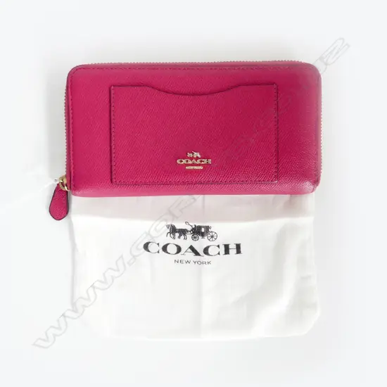 COACH WALLET (with dust bag/receipt/coach care instructions) 200 x 100mm
