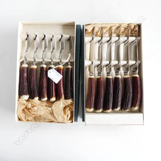 VINTAGE BOXED AS NEW set 6 STEAK KNIVES & FORKS antler handles