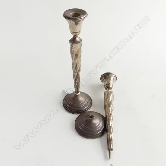 PR STG SILVER CANDLESTICKS, WEIGHTED, FAULTED
