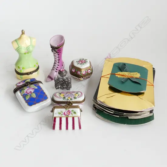collection 7 LIMOGE etc FRENCH PORCELAIN & GILT METAL NOVELTY BOXES hand painted: Women's boot + hand bag etc  