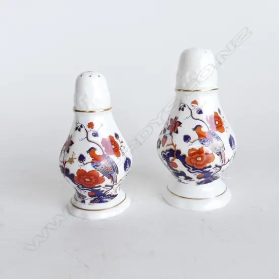 PR AYNSLEY BIRD OF PARADISE SALT AND PEPPER SHAKERS 