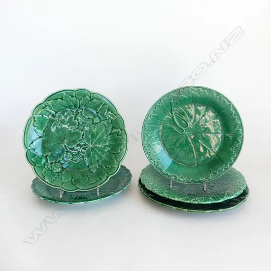 5 ANTIQUE GREEN MAJOLICA PLATES 230mm dia, 1 w. minor chip