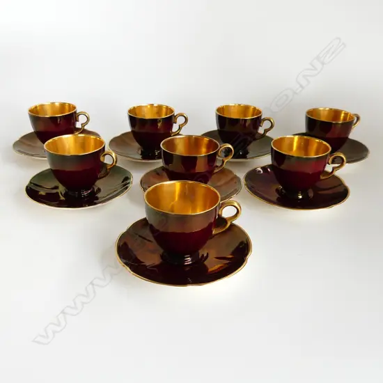 CROWN DEVON ROUGE ROYALE 8 PLACE DEMI TASSE COFFEE SET
