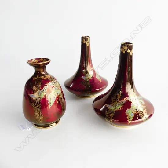 PAIR OF CROWN DEVON RED LUSTRE VASES WITH ONE OTHER H 180 MM 
