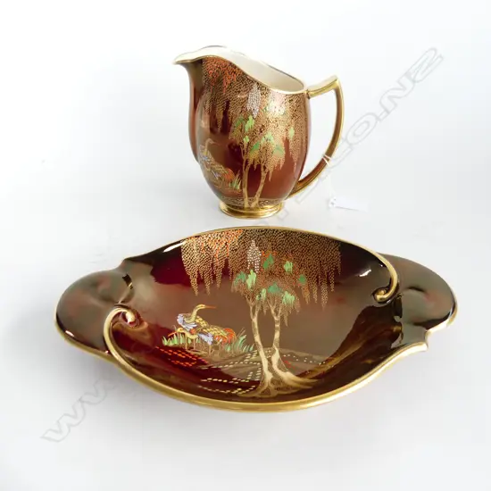 CARLTON WARE ROUGE ROYAL STORK PATTERN JUG (H. 150mm) & OVAL DISH (260 X 175mm)