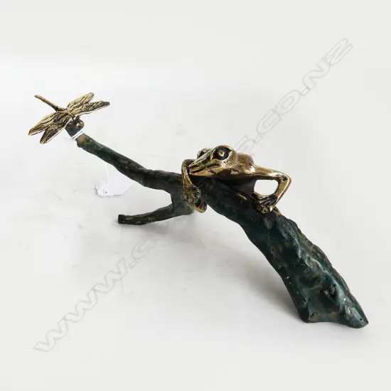 BRONZE TREE FROG ON BRANCH WITH DRAGONFLY L230MM