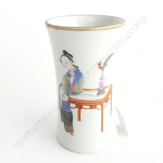 CHINESE FAMILLE ROSE BRUSH HOLDER H120MM