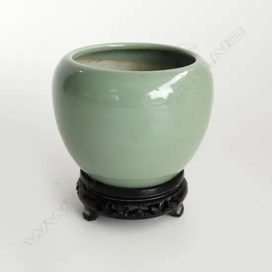 CHINESE CELODON INCENSE BURNER & STAND  CHIP TO BASE H110MM