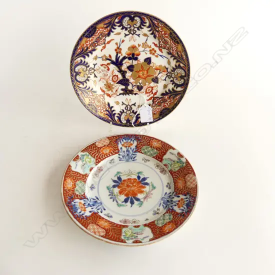 EARLY VICTORIAN DERBY IMARI PLATE hairline crack Dia.220mm + c1900 JAPANESE  IMARI PLATE 220mm dia