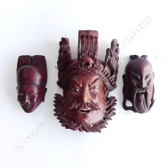 2 SM ORIENTAL WOODEN CARVED MASKS, H. 160mm & 1 LG WOODEN CARVED WARRIOR H.245mm