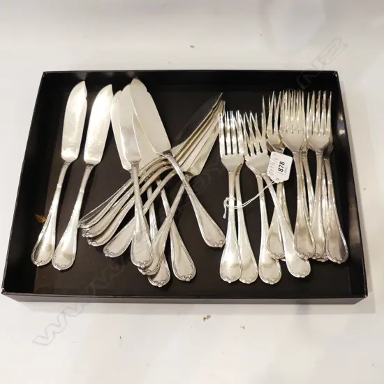 CHRISTOFLE FRANCE 24 PIECE FISH CUTLERY SET SILVER PLATED 12 KNIVES & 12 FORKS “PASTORALE” PATTERN L. 220mm (KNIVES)