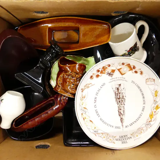 LG BOX ASST CROWN LYNN; VASES, PLATES, DISHES, ETC...