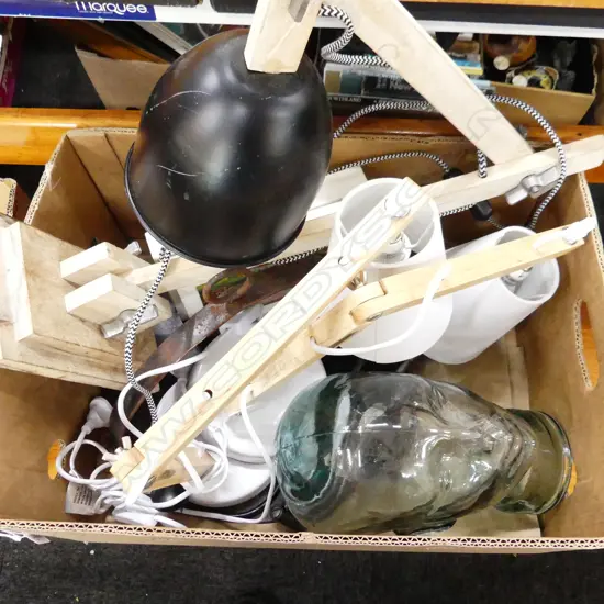 BOX LOT GLASS HEAD (NOSE BROKEN), 4 LAMPS ETC