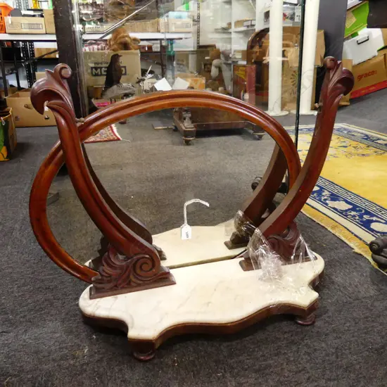 VICTORIAN TOILET MIRROR - FAULTED (mirror 650x500)