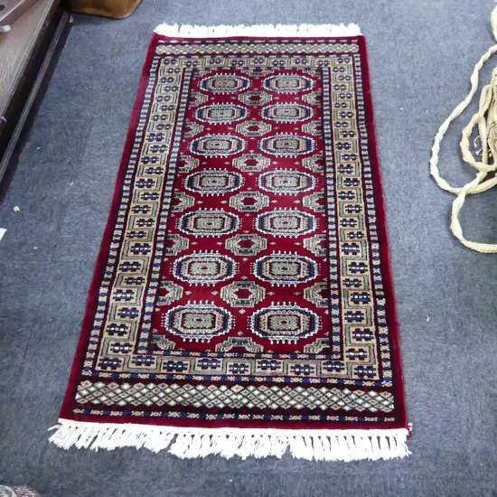 SMALL HAND KNOTTED WOOL PILE RUG 1350x760mm