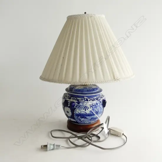 ORIENTAL B/W LAMP H.400mm