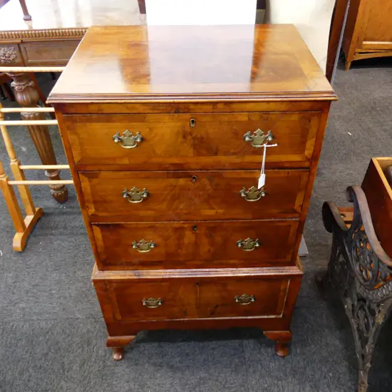 GEORGIAN STYLE 2 PART CHEST 610x410x1025