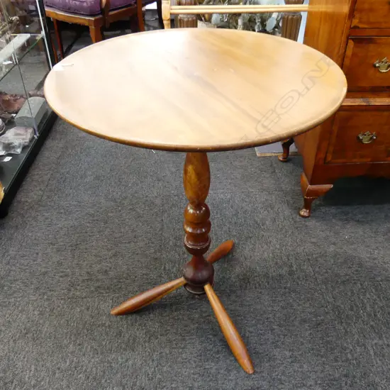 MAHOGANY WINE TABLE, DIA.580mm, H.720mm