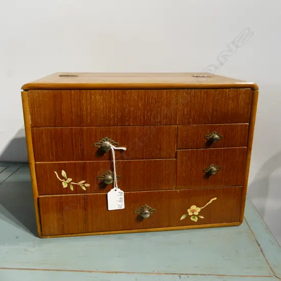 JAPANESE WOODEN SEWING BOX, FLORAL INLAY, 330 x 210 x 230mm
