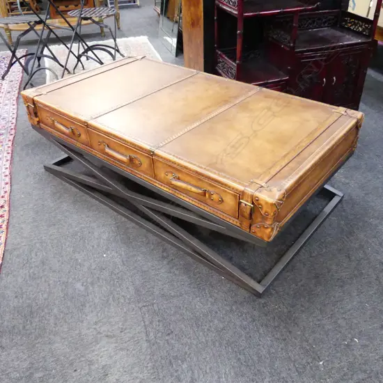 CONTEMPORARY LEATHER TOPPED COFFEE TABLE 1440x780x470mm