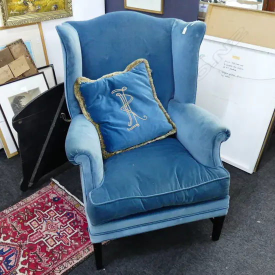 MODERN LIGHT BLUE VELVET COVERED WINGBACK CHAIR. DEEP BUTTONED BACK. H.1000mm