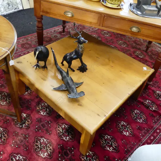 COFFEE TABLE 900x900x370mm