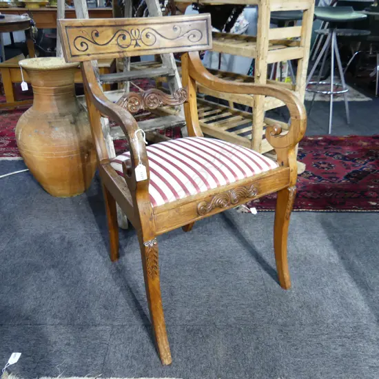 REGENCY STYLE BLADE BACK CHAIR w. STRIPED DROP IN SEAT