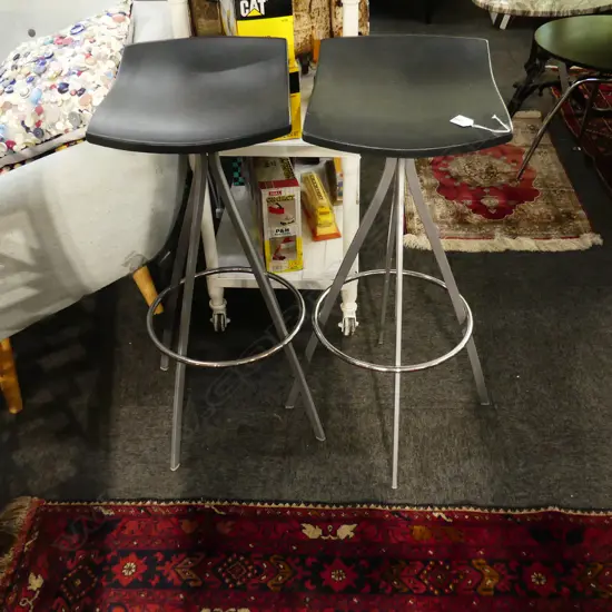 2 CONTEMPORARY KITCHEN STOOLS H.830mm