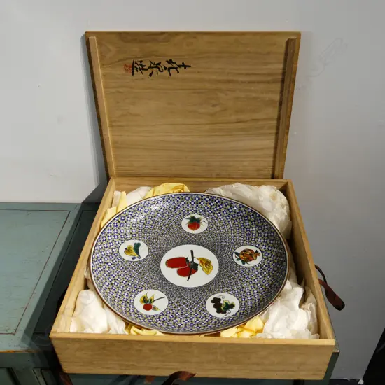 KUTANI KILN KAMIZUMI SANDO STUDIO CHARGER PAULOWNIA WOOD BOX  DIA 360mm