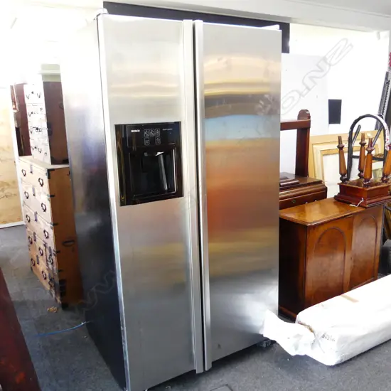 LG BOSCH DOUBLE DOOR FRIDGE KGU 66 915x850x1790mm RUNNING