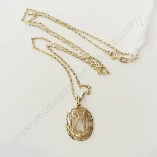 9ct GOLD 21ST PENDANT NECKLACE 3.9gms