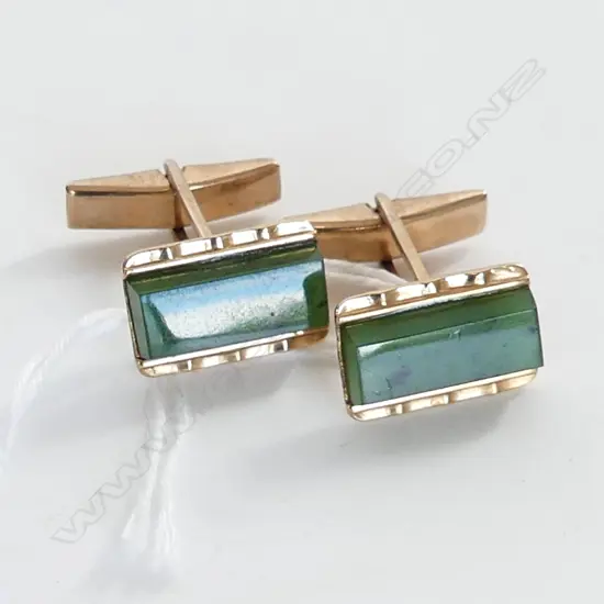 PR 9CT & GREENSTONE CUFFLINKS 8.6 GRAMS