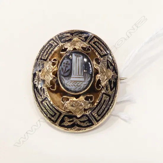 VICTORIAN ENAMEL & 9ct GOLD MOURNING BROOCH 8.2gms...