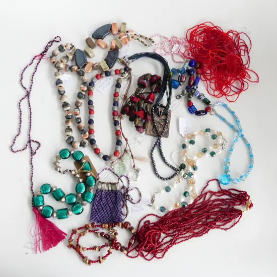ASST BEAD NECKLACES INCL STONE