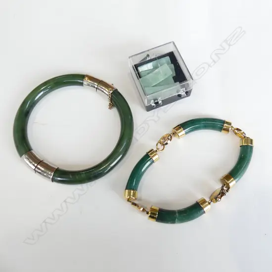 3 JADE BANGLES  & COMPONENTS FOR ONE OTHER 