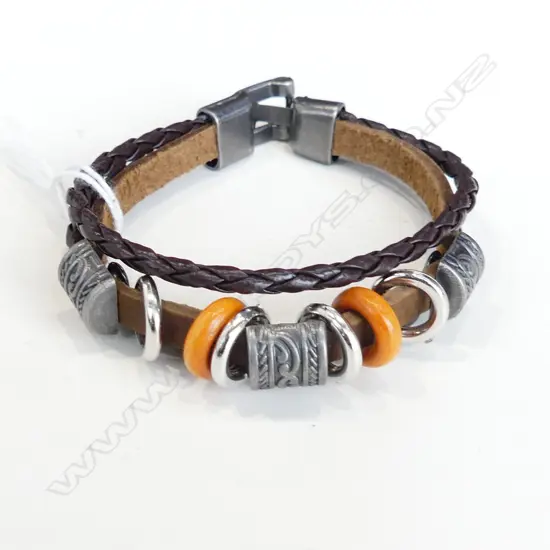 LEATHER, BEAD & STEEL MOTIF BOHEMIAN BRACELET