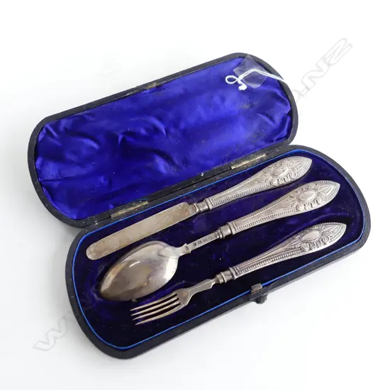 CASED S/SILVER CHRISTENING SET