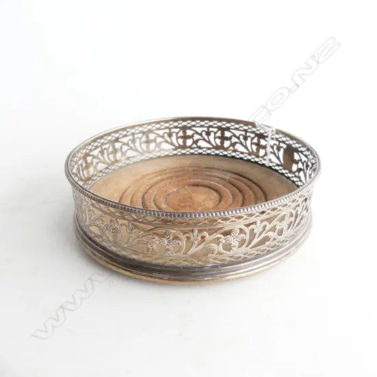 GEO S/SILVER WINE COASTER