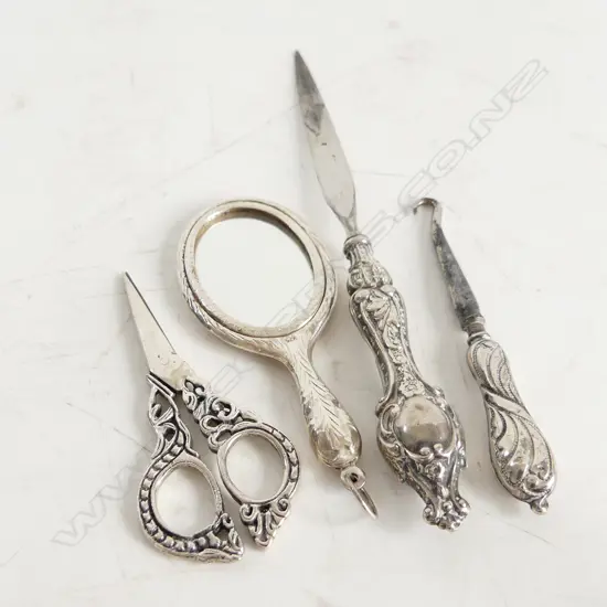 4 VINTAGE SILVER PCS; SM SCISSORS (L70mm) HAND MIRROR (L75mm) LACE HOOK & 1 OTHER