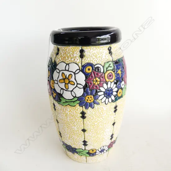 LARGE AMPHORA VASE H330MM
