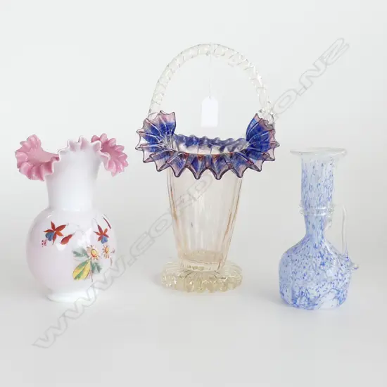 3 PCES VICTORIAN GLASS; 2 VASES & BUCKET H.270mm