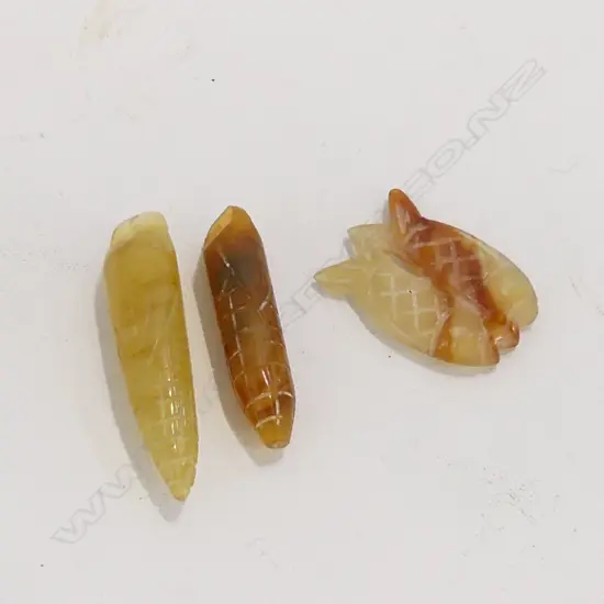 3 CARVED JADE PENDANTS 