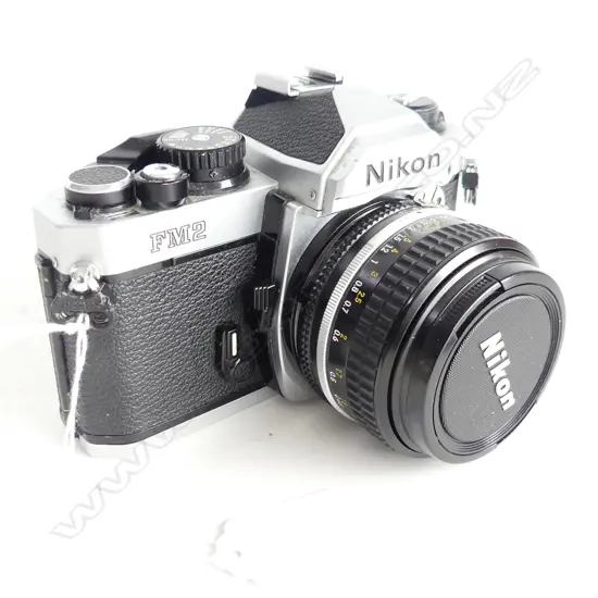 NIKON FM2 CAMERA